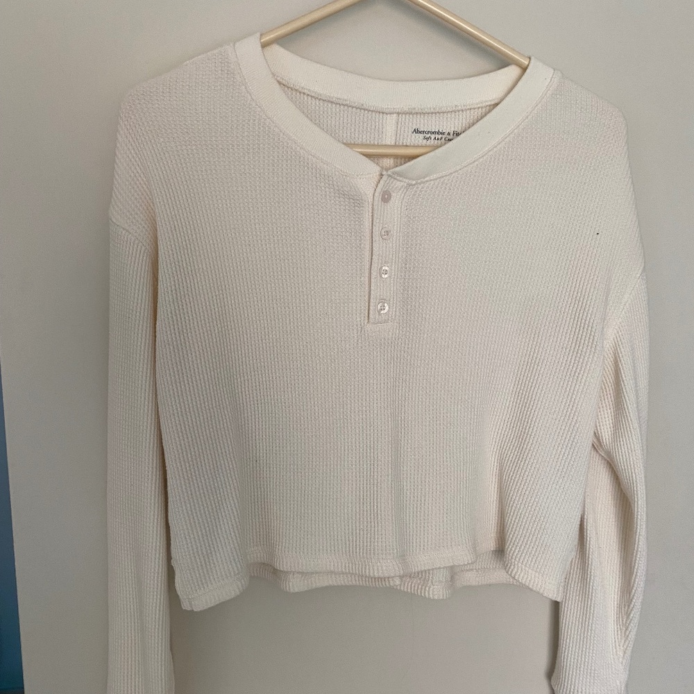 Abercrombie & Fitch waffle crop long sleeve with buttons